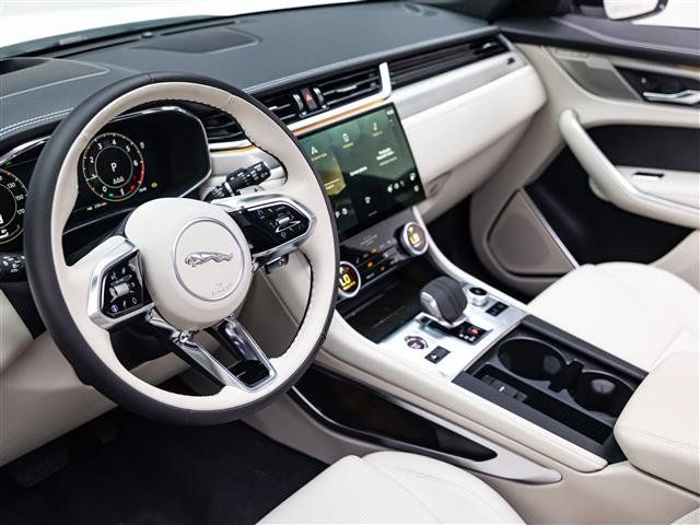 New 2026 Jaguar F-PACE R-Dynamic S AWD/4WD image 17