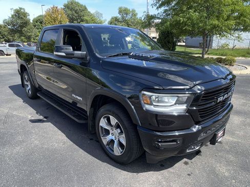 Used 2022 RAM 1500 Laramie w/ Sport Appearance Package AWD/4WD image 8