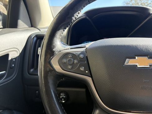 Used 2022 Chevrolet Colorado Z71 w/ Safety Package image 19