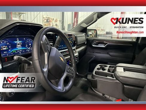 Used 2025 Chevrolet Silverado 1500 LT image 21