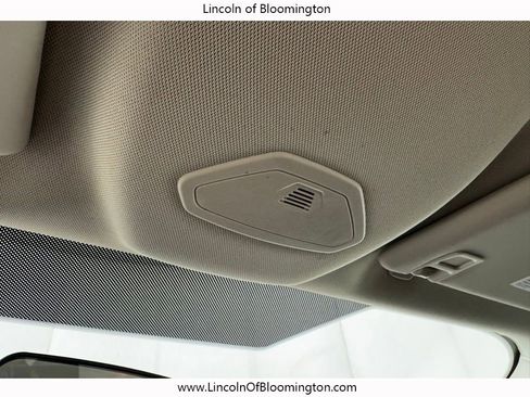 Used 2018 Ford Focus SE w/ Cold Weather Package image 43