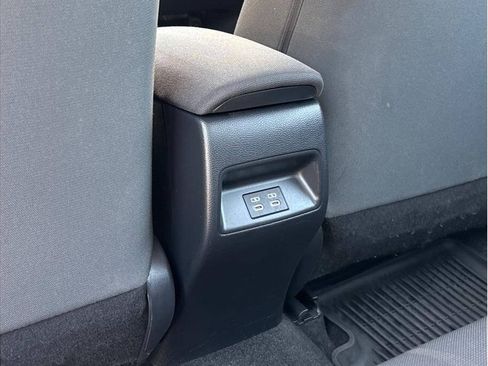 Used 2024 Toyota Corolla LE FWD image 18