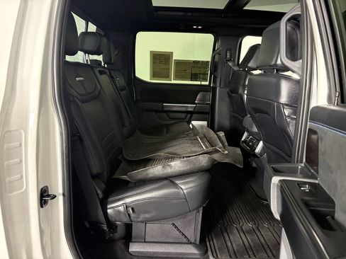 Certified 2026 Ford F450 Platinum w/ FX4 Off-Road Package AWD/4WD image 36