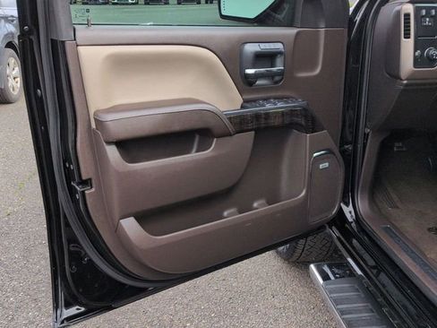 Used 2014 GMC Sierra 1500 Denali w/ Driver Alert Package RWD image 9