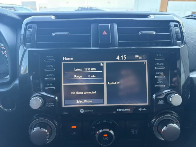 Used 2022 Toyota 4Runner TRD Off-Road AWD/4WD image 31