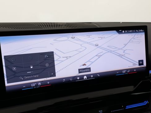 Used 2026 BMW 530i xDrive w/ Premium Package image 54