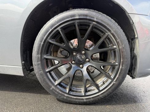 Used 2011 Dodge Charger SE image 29