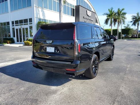 Certified 2023 Cadillac Escalade Sport w/ LPO, ONYX Package AWD/4WD image 24