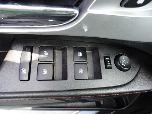 Used 2015 Chevrolet Equinox LT w/ Driver Convenience Package FWD image 24