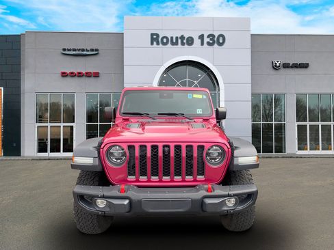 Used 2021 Jeep Wrangler Unlimited Rubicon w/ Dual Top Group AWD/4WD image 2
