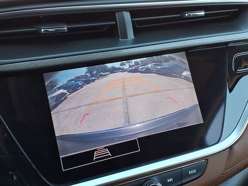 Used 2021 Buick Encore GX Essence w/ Experience Buick Package image 27