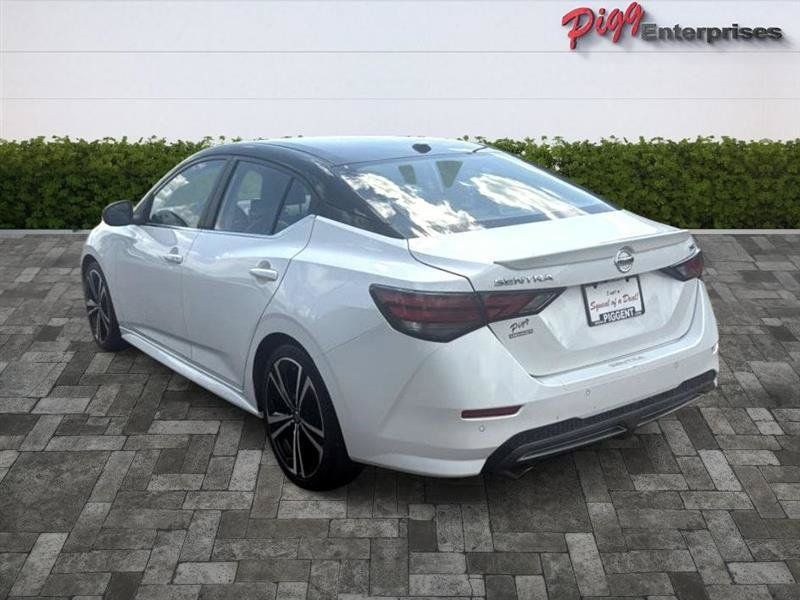 Used 2021 Nissan Sentra SR FWD image 2