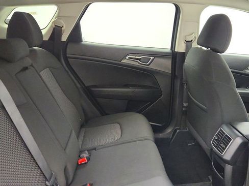 Used 2024 Kia Sportage LX image 20