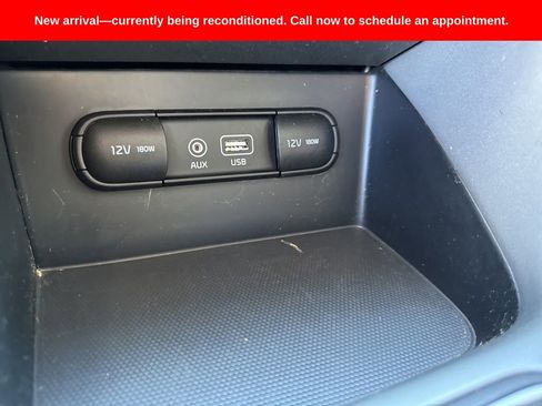 Used 2018 Kia Niro LX image 20