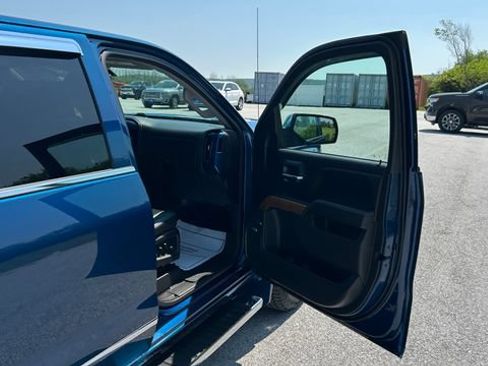 Used 2017 Chevrolet Silverado 1500 LTZ w/ High Desert Package AWD/4WD image 45