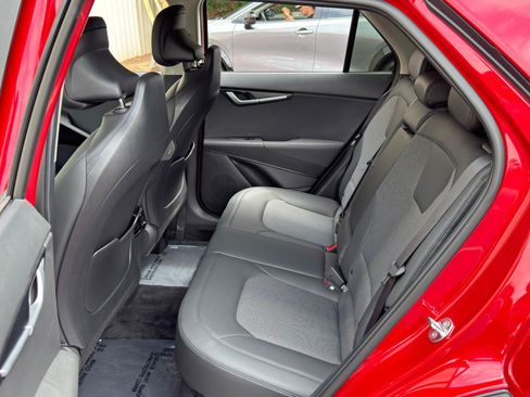 Used 2024 Kia Niro EX FWD image 38
