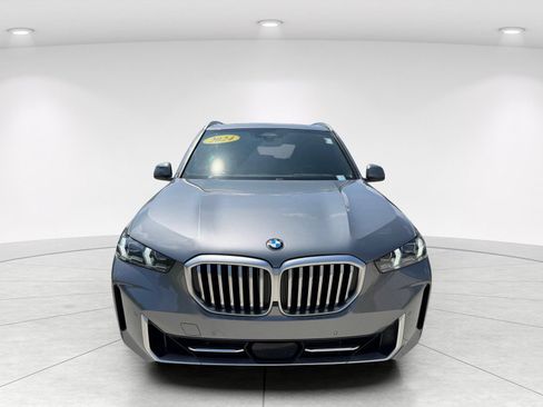 Used 2024 BMW X5 sDrive40i w/ Premium Package RWD image 2