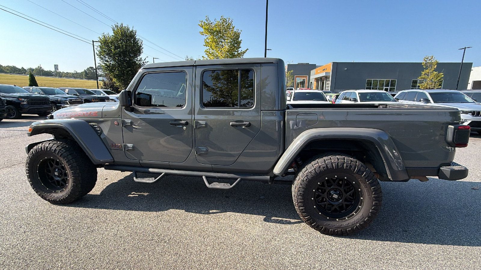 Used 2020 Jeep Gladiator Mojave AWD/4WD image 11