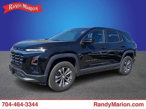 Used 2025 Chevrolet Equinox LT FWD image 1