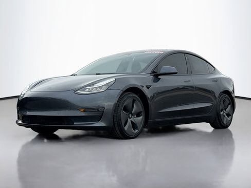 Used 2020 Tesla Model 3 Long Range image 9