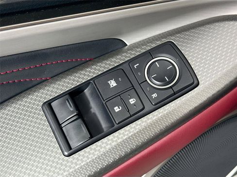 Used 2016 Lexus RC 350 image 28