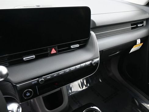 New 2026 Hyundai Ioniq 5 SEL AWD/4WD image 19