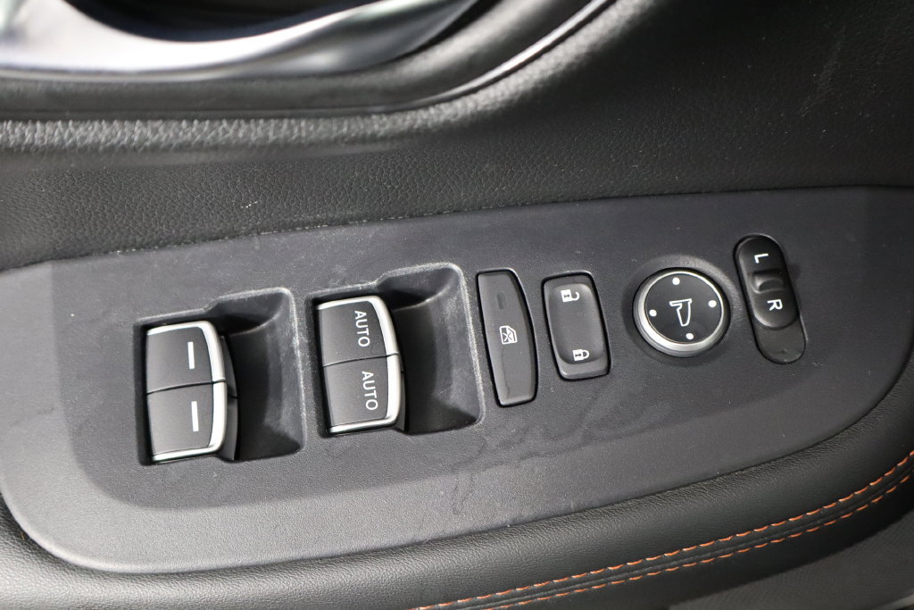 Used 2025 Honda HR-V Sport image 19