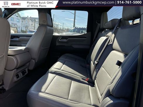 Used 2024 GMC Sierra 1500 SLT image 14