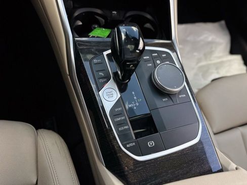 Used 2021 BMW 330i Sedan w/ Convenience Package image 15