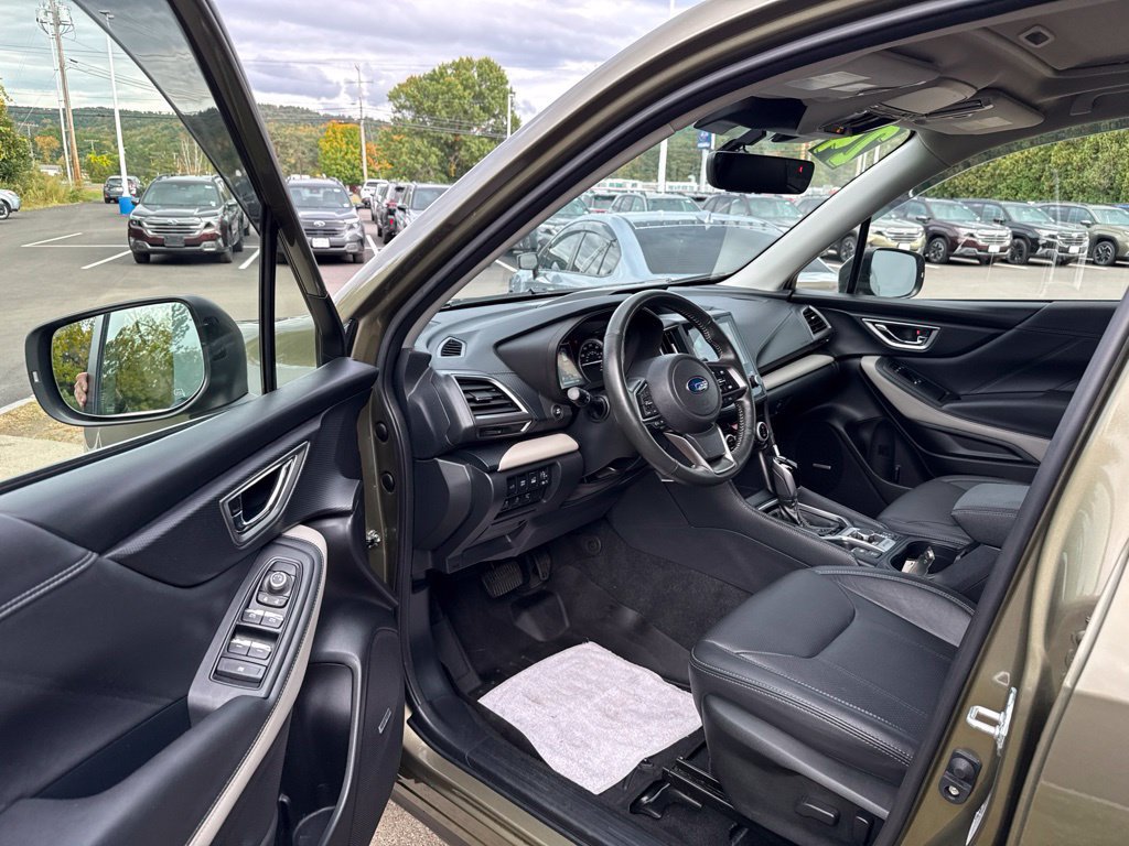 Used 2024 Subaru Forester Limited AWD/4WD image 22