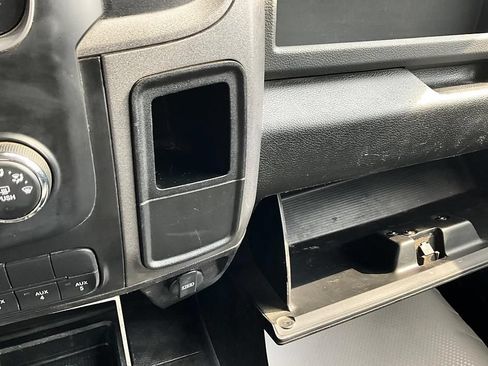 Used 2018 RAM 2500 Tradesman w/ Chrome Appearance Group AWD/4WD image 24