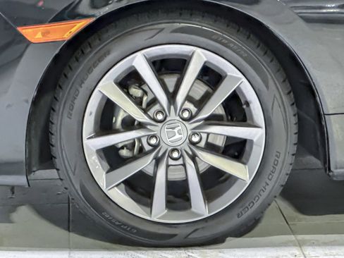 Used 2019 Honda Civic EX image 11