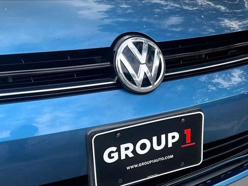 Used 2017 Volkswagen Golf SEL FWD image 32