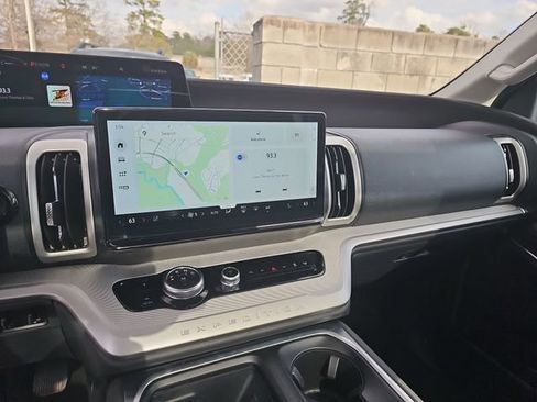 Used 2025 Ford Expedition Max Active image 24