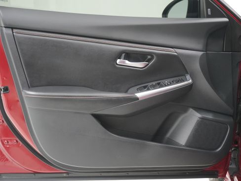 Used 2021 Nissan Sentra SR image 12