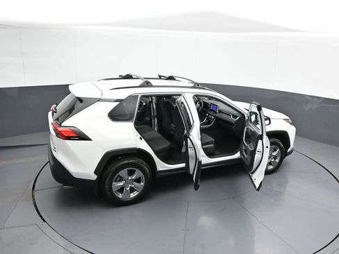 Certified 2024 Toyota RAV4 LE AWD/4WD image 44