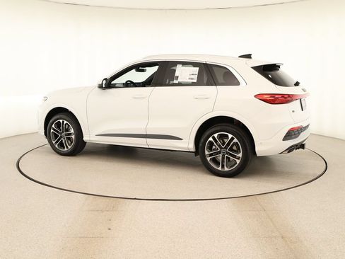 New 2026 Audi Q5 Premium AWD/4WD image 3