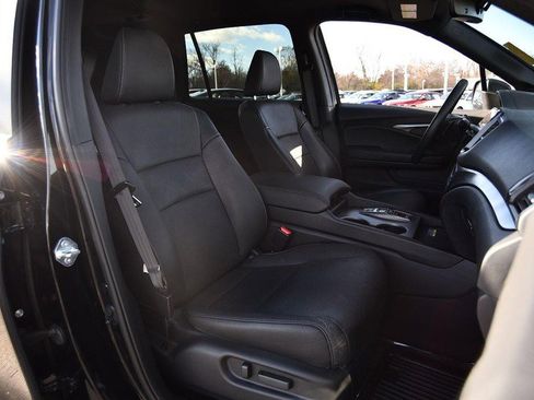 Certified 2024 Honda Passport EX-L image 25