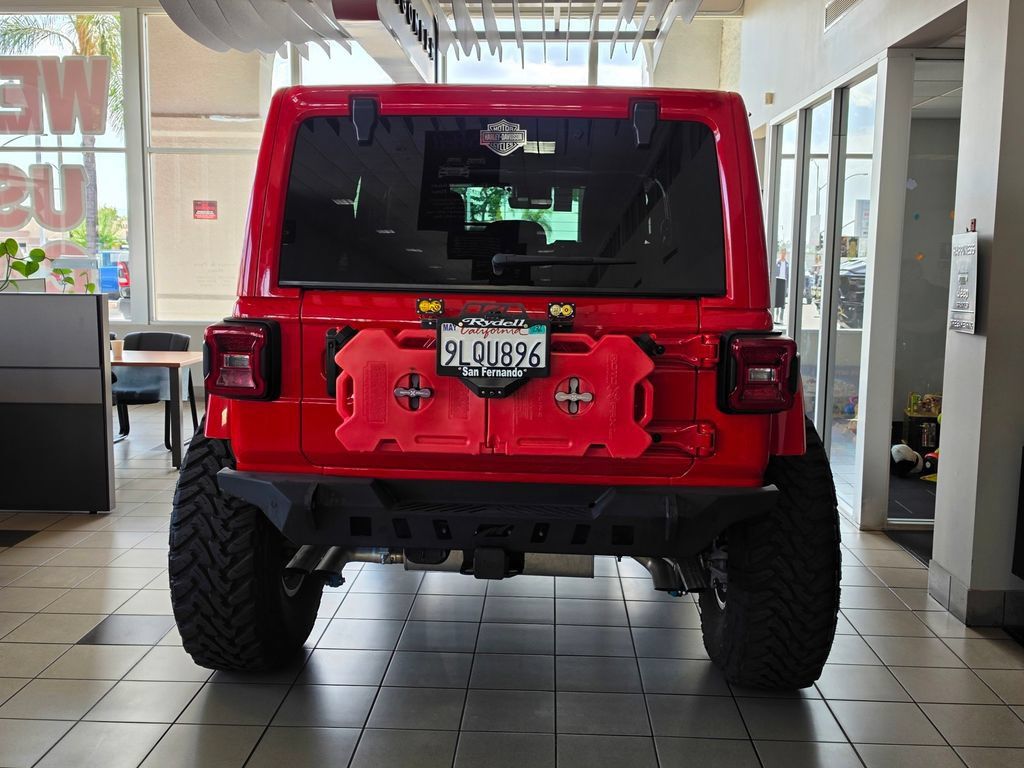 Used 2022 Jeep Wrangler Unlimited Rubicon AWD/4WD image 8