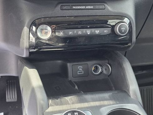 Used 2023 Ford Escape Platinum w/ Premium Technology Package AWD/4WD image 10