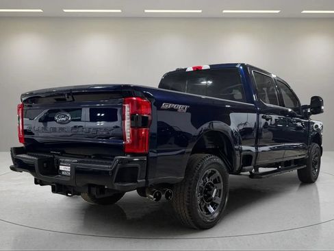 Used 2024 Ford F250 Lariat w/ Lariat Ultimate Package AWD/4WD image 3