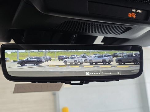 New 2026 Subaru Outback Touring AWD/4WD image 17