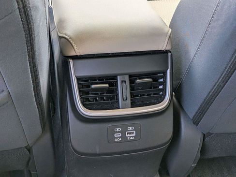 Certified 2025 Subaru Outback Premium AWD/4WD image 32