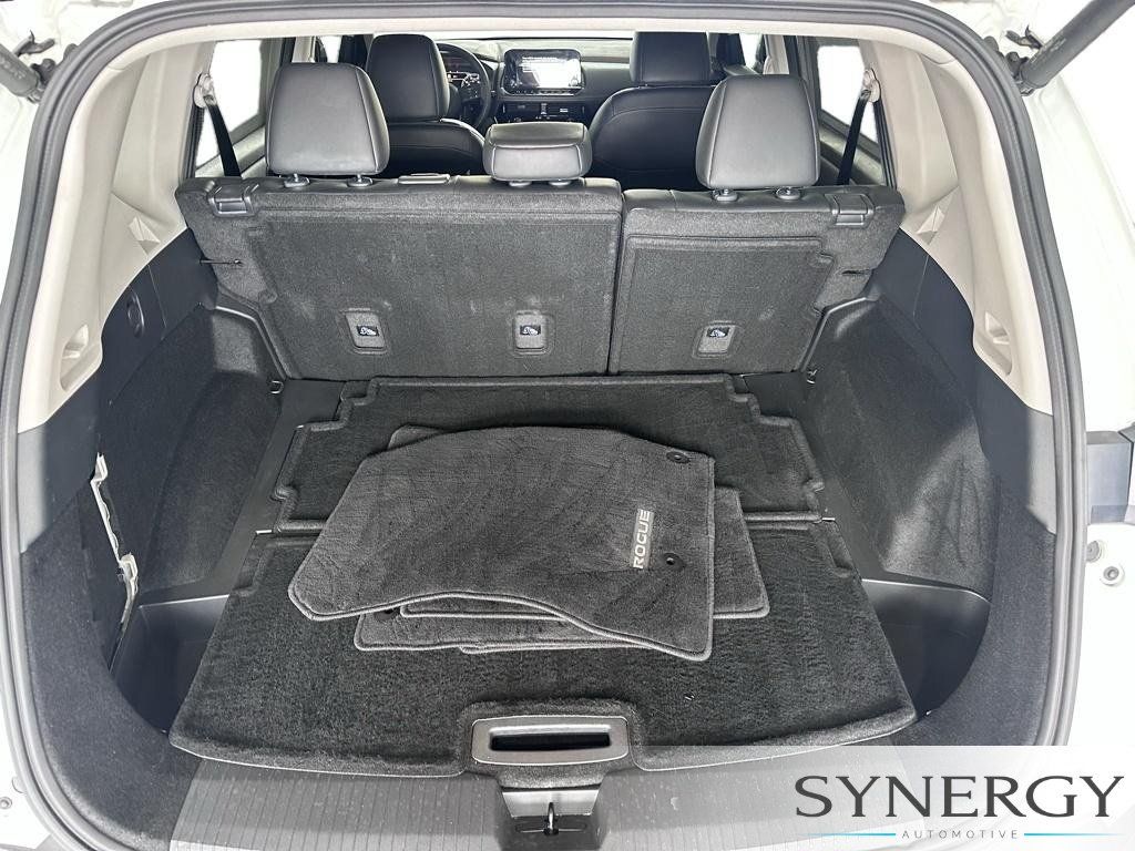 Used 2023 Nissan Rogue SL w/ SL Premium Package FWD image 9