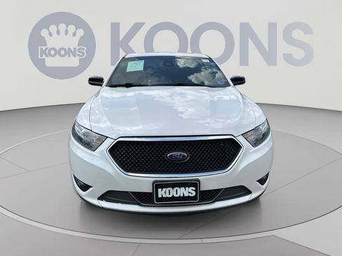 Used 2018 Ford Taurus SHO AWD/4WD image 4