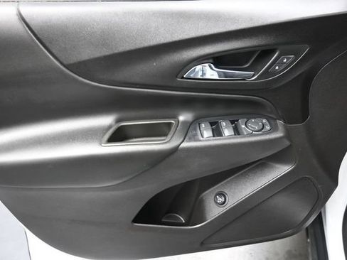 Used 2020 Chevrolet Equinox LT FWD image 7