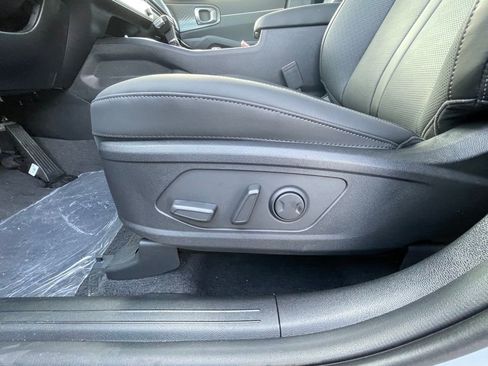 New 2026 Kia Sorento S image 10