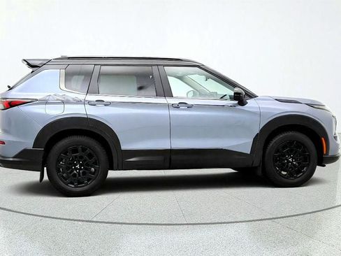 Used 2026 Mitsubishi Outlander LE AWD/4WD image 4