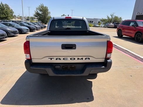 Used 2019 Toyota Tacoma SR RWD image 4