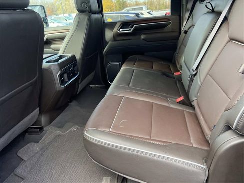 Certified 2025 GMC Sierra 2500 Denali w/ Denali Reserve Package image 12